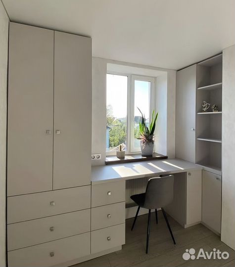 Рабочая зона с кроватью