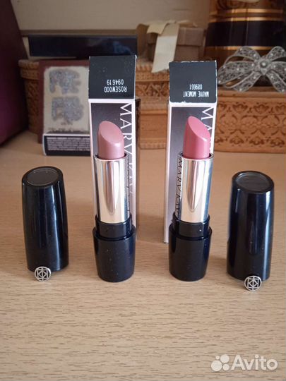 Гелевая губная помада Mary Kay