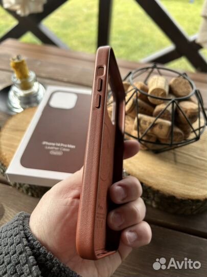 iPhone 14 Pro Max Кожаный чехол Коричневый