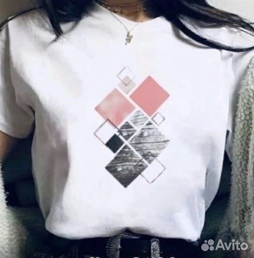 Футболка женская