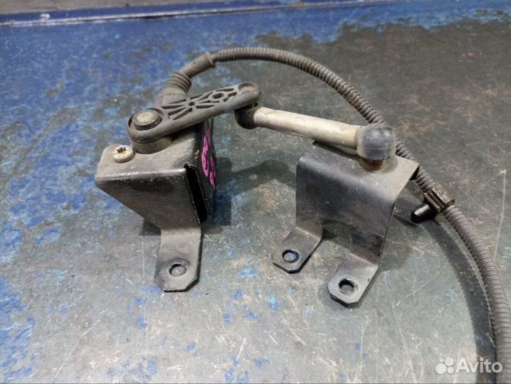 Датчик подвески задний Volkswagen Golf 6