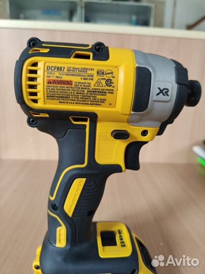 Винтоверты Dewalt