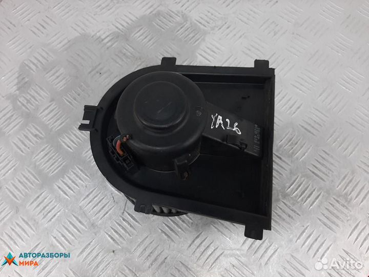 Моторчик печки Audi A3 8L 2000 1J1819021