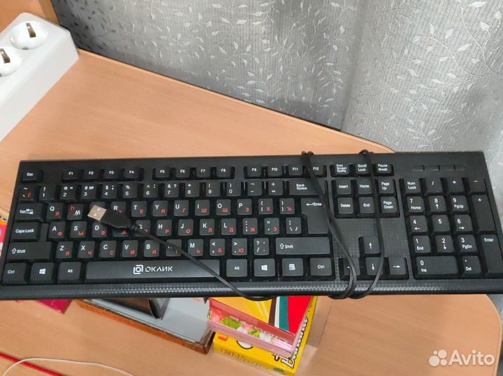 Игровая клавиатура проводная оклик