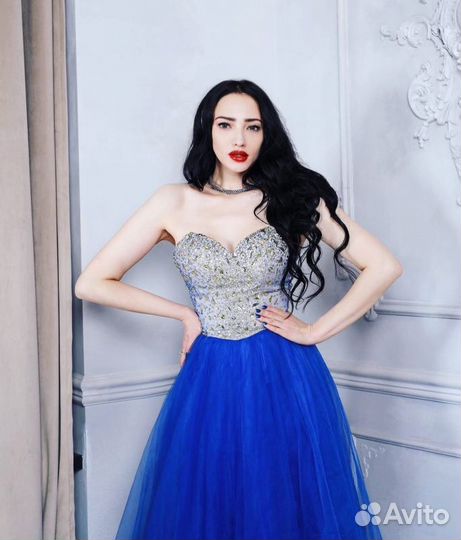 Вечернее платье