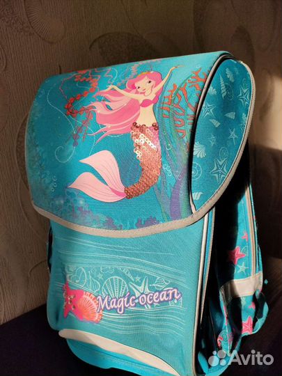 Школьный рюкзак