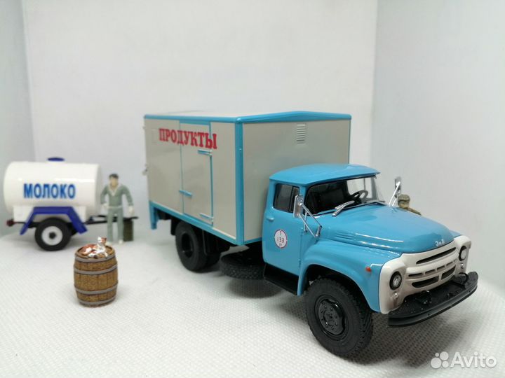 Модель ЗИЛ-130 «Продуктовый фургон» У-165