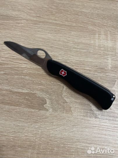 Нож Victorinox Sentinel 0.8416.M3