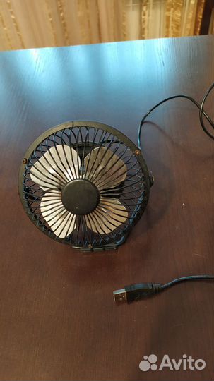 Вентилятор настольный