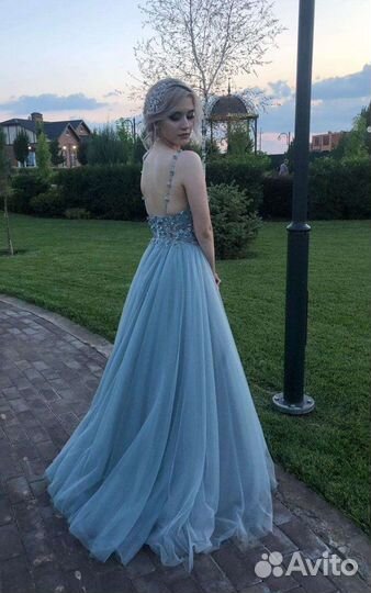 Вечернее платье