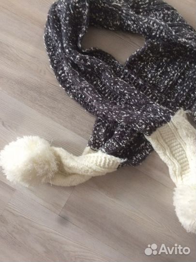 Варежки и шарф