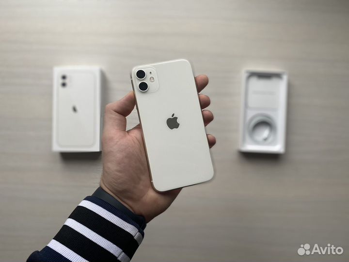 iPhone 11, 64 ГБ