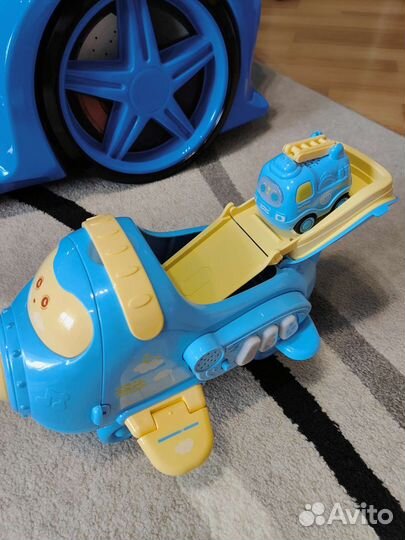 Музыкальный самолет