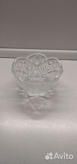 Хрустальная ваза