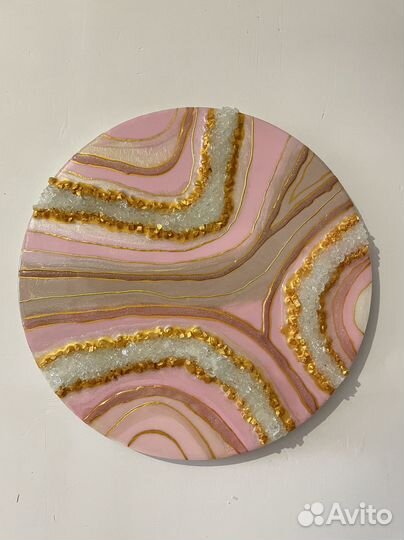 Картина из эпоксидной смолы розовая