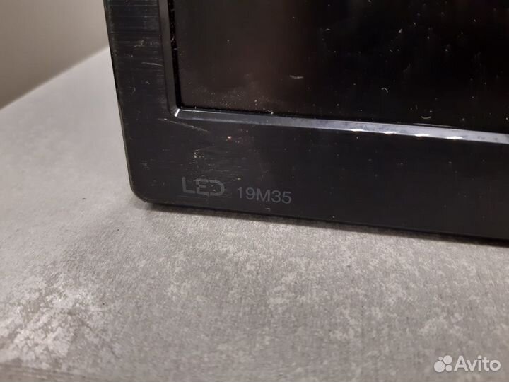 Битый монитор на запчасти LG LED 19M35