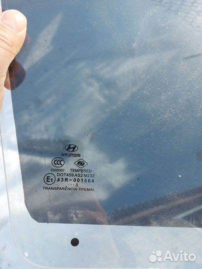 Стекло переднее правое Акцент