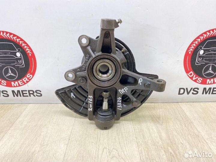 Кулак поворотный передний правый Mercedes Ml W163