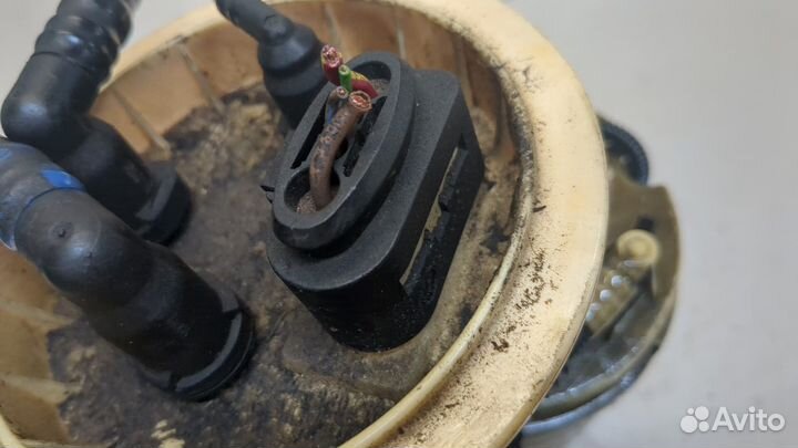 Насос топливный электрический Volkswagen Touareg