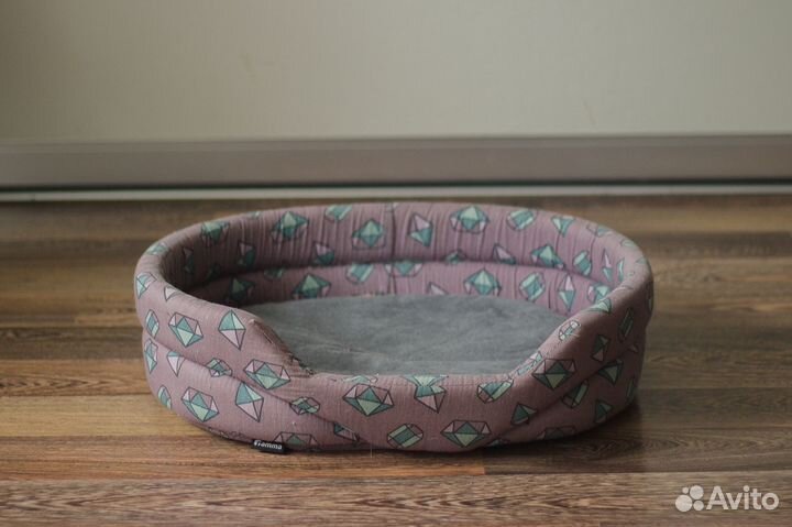 Лежанка для собак и кошек