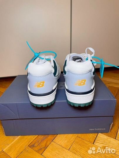 Кроссовки New Balance 550
