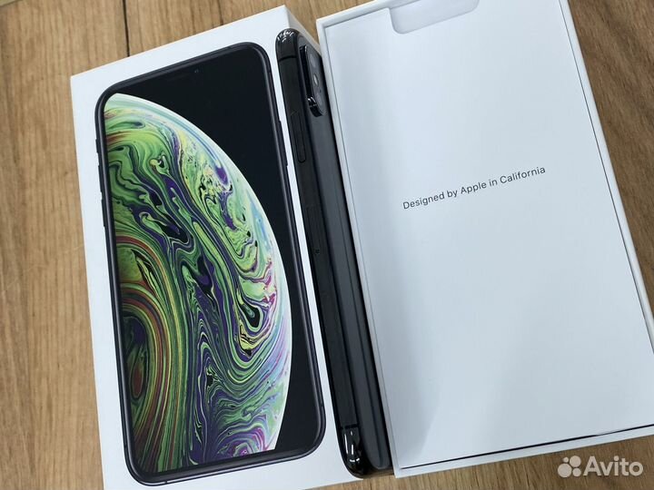 iPhone Xs, 64 ГБ