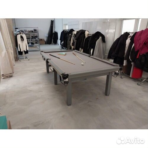 Бильярдный стол