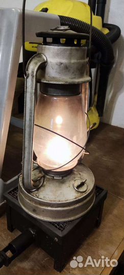 Керосиновая лампа