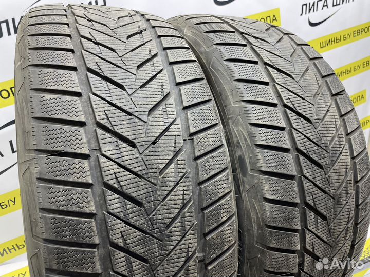 Vredestein Wintrac Xtreme S 275/40 R22 100R