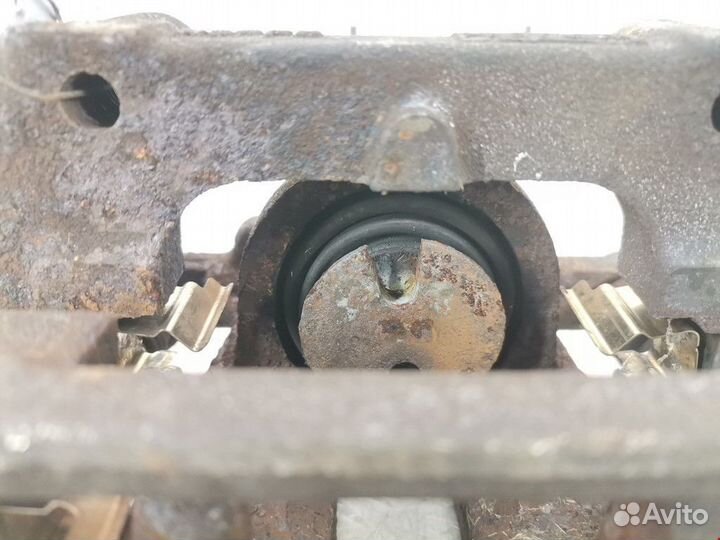 Суппорт задний левый Ford Mondeo 3 рест. 2006