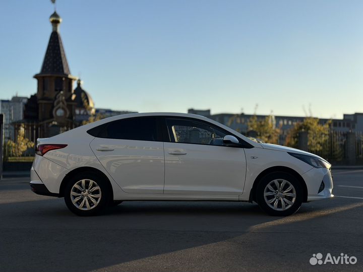 Прокат Автомобиля Hyundai