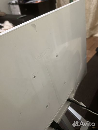 Монитор Philips 