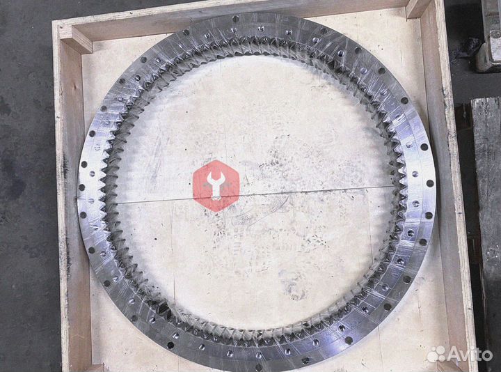 Опорно-поворотный круг 81N9-01022