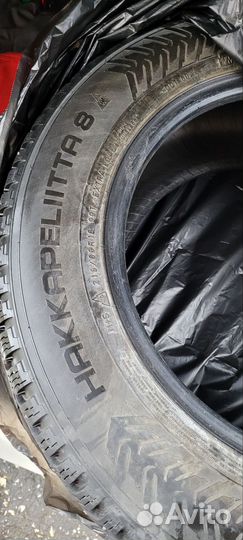 Nokian Tyres Hakkapeliitta 8 215/60 R16