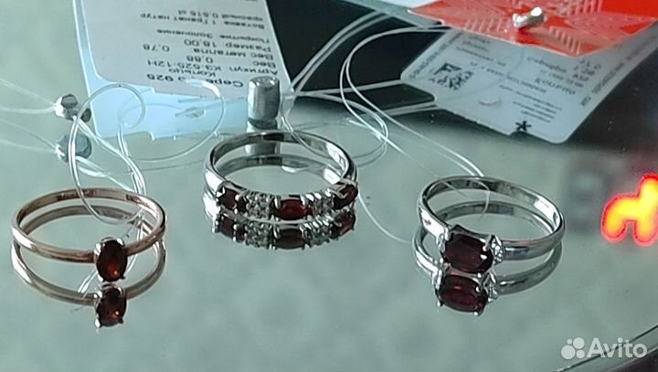 Кольца с гранатом