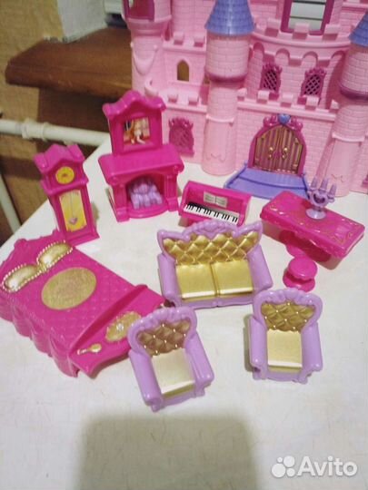 Игрушка Замок