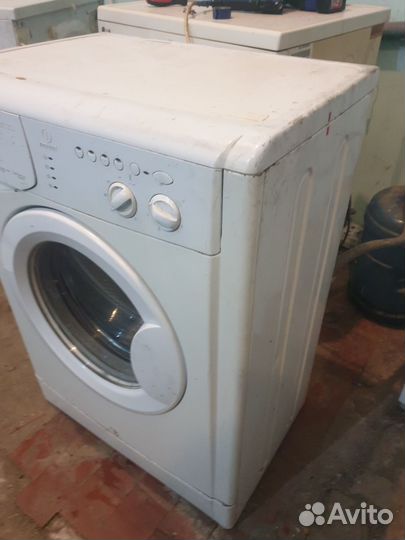 Стиральная машина Indesit 6кг