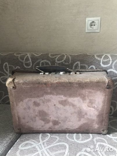 Старинный чемодан 60е годы