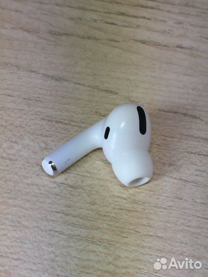 AirPods Pro Apple оригинал A 2084 (L) левый б/у