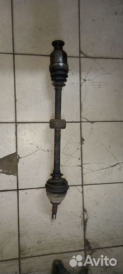 Привод передний правый Renault Logan