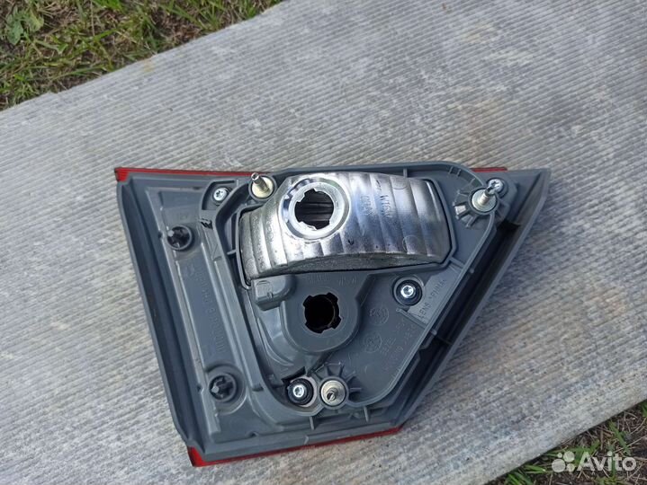 Фонарь задний правый лада веста