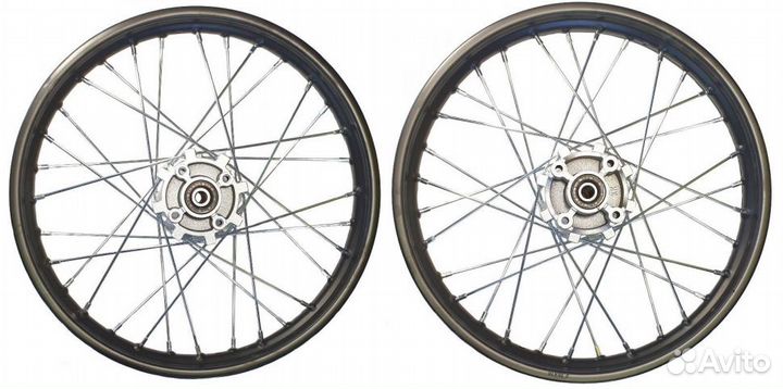 Обод колеса задний в сборе R18 TTR250a