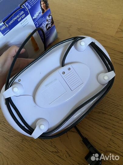 Набор электрических бигудей Vitek