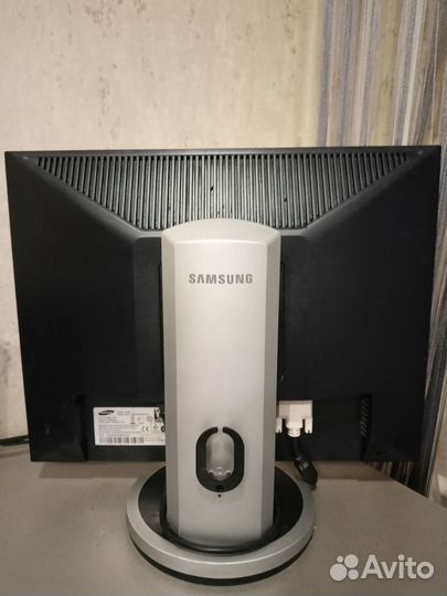 Монитор Samsung syncmaster 203B