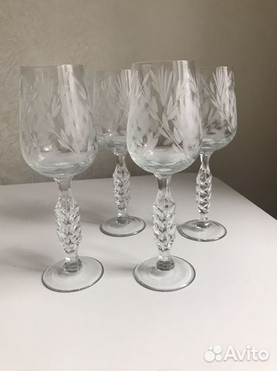 Бокалы хрустальные