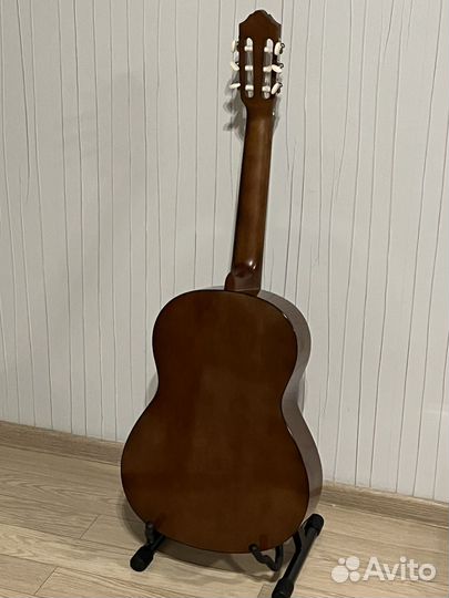 Классическая гитара Yamaha c40