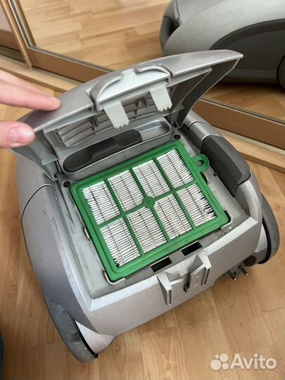 Пылесос bork vc shb 9118 si на запчасти