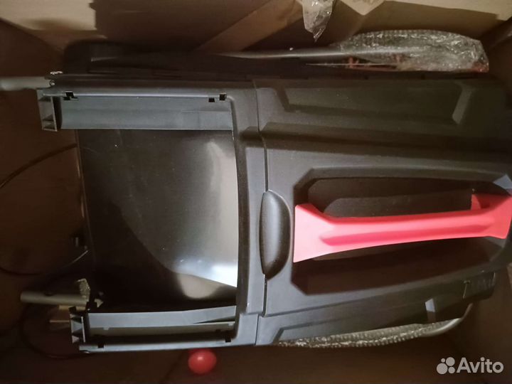 Газонокосилка бензиновая самоходная