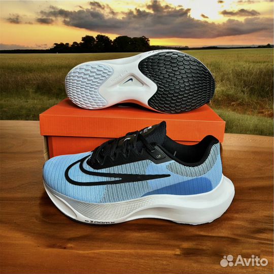 Беговые кроссовки nike zoom fly 5