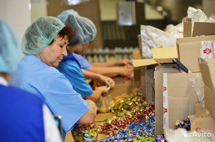 Фасовка новогодних подарков